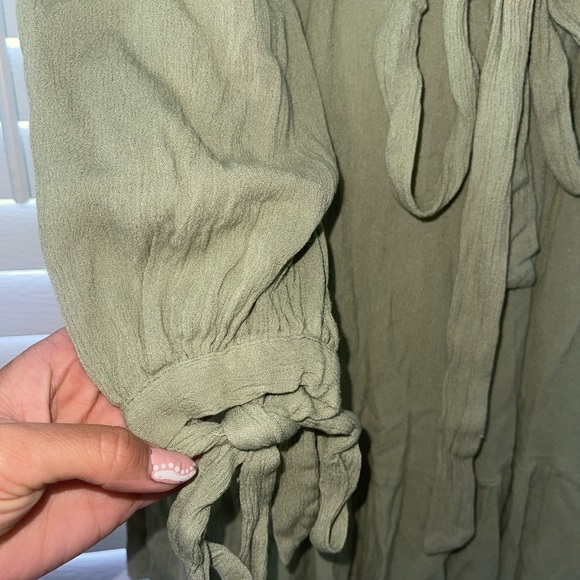 MOOYA PARIS Chic Ribbed Back Long Sleeve Olive Mini Dress - Picture 3 of 7